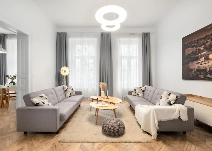 Two Bedroom Apartment Near Park In Vinohrady By Prague Days