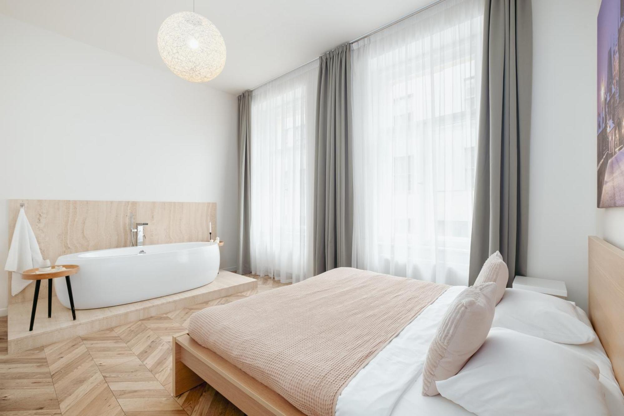 Appartamento Two Bedroom Near Park In Vinohrady By Days
