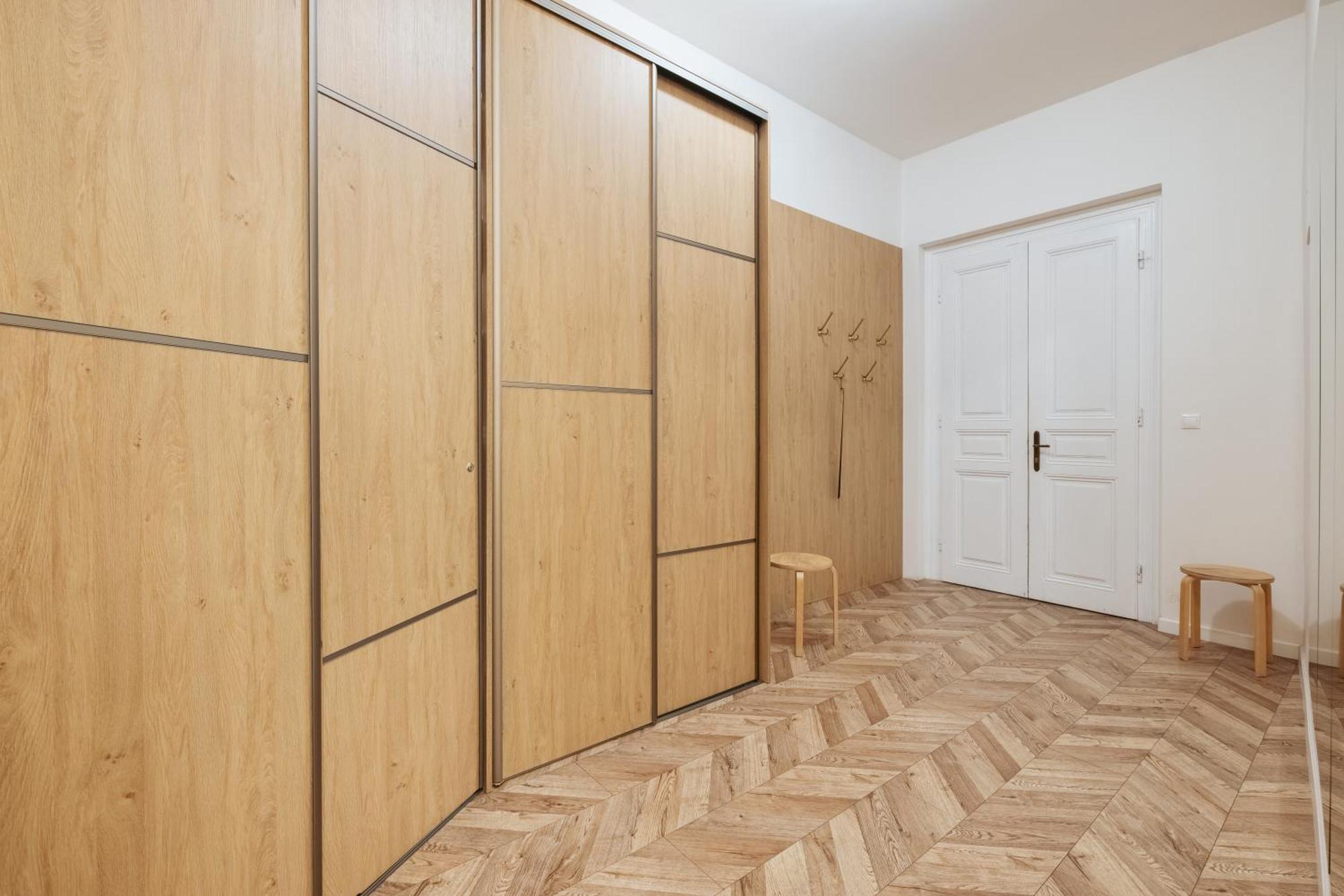 Two Bedroom Near Park In Vinohrady By Days * Praga